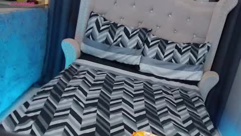 anawalters online show from 2, 3, 2025