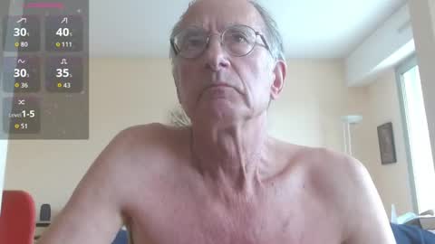 Snapshot of anax69 chatting on 27, 4, 2026 mario online show from 27, 4, 2026
