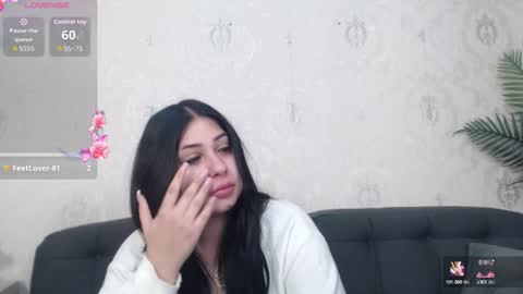 Snapshot of anaysdivine chatting on 3, 10, 2025 Anays online show from 3, 10, 2025