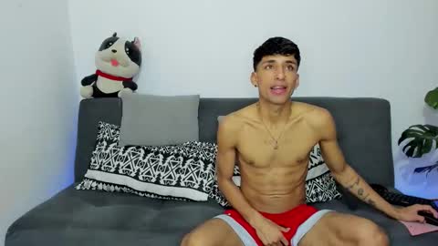 Snapshot of ander_012 chatting on 4, 12, 2025 Ander Arias online show from 4, 12, 2025