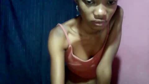 Snapshot of andohh237973 chatting on 3, 12, 2025 andohh237973 online show from 3, 12, 2025