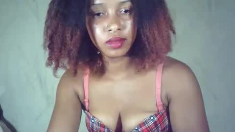 Snapshot of andre415913 chatting on 6, 3, 2026 andre415913 online show from 6, 3, 2026