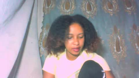 Snapshot of andre415913 chatting on 2, 4, 2026 andre415913 online show from 2, 4, 2026