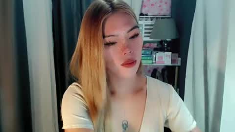 Snapshot of andrea06121998 chatting on 16, 6, 2026 andrea06121998 online show from 16, 6, 2026