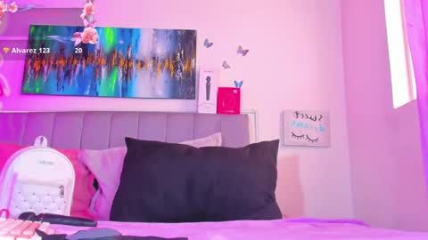 Andrea  online show from 4, 3, 2026