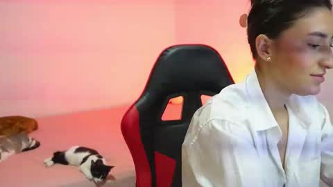 Andrea online show from 10, 11, 2025