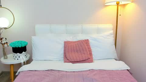 Andrea online show from 7, 4, 2026