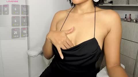 Andrea  online show from 6, 11, 2025