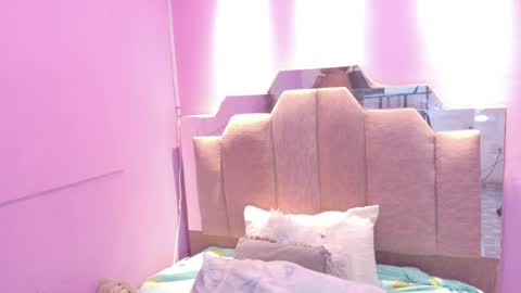 Snapshot of andreasweet2 chatting on 7, 5, 2026 A n d r e a S w e e t online show from 7, 5, 2026