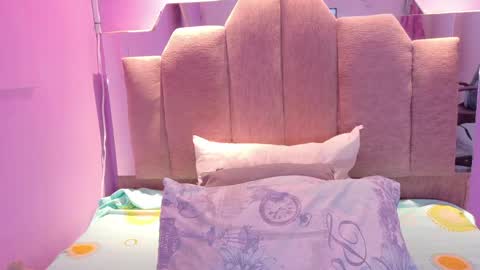 Snapshot of andreasweet2 chatting on 12, 5, 2026 A n d r e a S w e e t online show from 12, 5, 2026