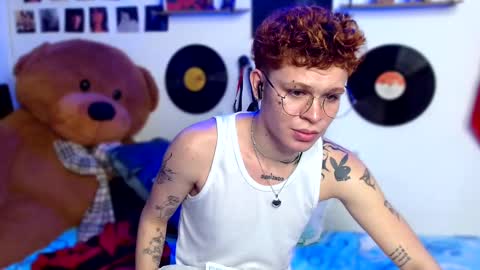 Snapshot of andreewwolffman chatting on 5, 3, 2025 Andrew online show from 5, 3, 2025