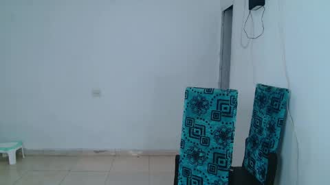 andres_santos777 online show from 11, 4, 2026