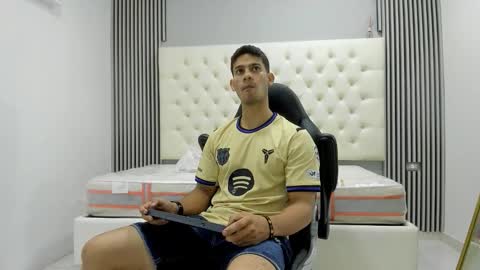 andres_stud online show from 23, 3, 2026
