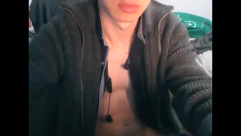 andresse_lat online show from 8, 4, 2026