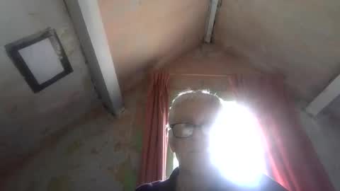 Snapshot of andrew160258 chatting on 19, 4, 2026 Andrew online show from 19, 4, 2026