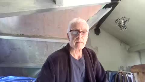 Snapshot of andrew160258 chatting on 8, 6, 2026 Andrew online show from 8, 6, 2026