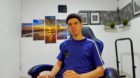 andrew_2811 online show from 7, 1, 2026