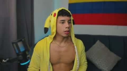 Snapshot of andrew_twink18 chatting on 2, 6, 2026 Andrew M. online show from 2, 6, 2026