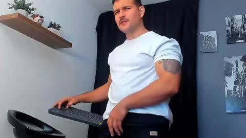 Andrew Diaz online show from 22, 7, 2026