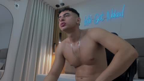 Andrewlamar21 online show from 9, 12, 2024