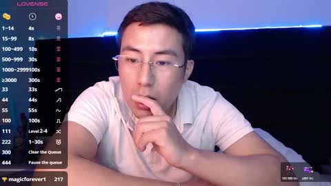 andrewmhilton_ online show from 26, 12, 2024
