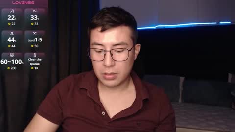 andrewmhilton_ online show from 4, 12, 2025