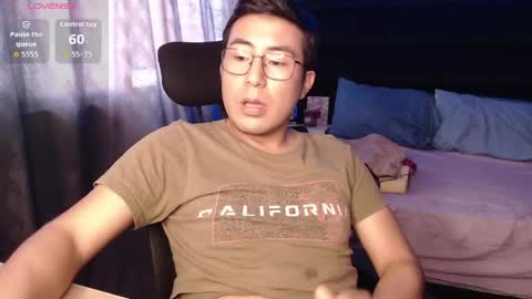 andrewmhilton_ online show from 1, 6, 2026