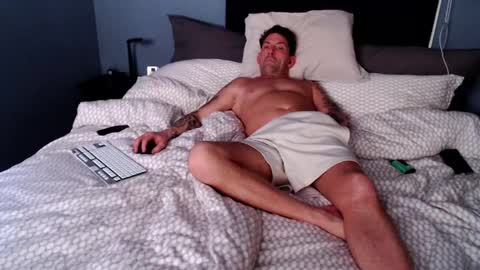 Snapshot of andrjoer chatting on 16, 2, 2025 andrjoer online show from 16, 2, 2025