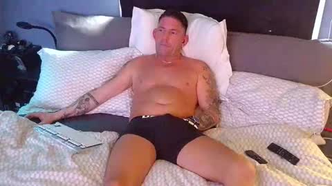 Snapshot of andrjoer chatting on 29, 10, 2025 andrjoer online show from 29, 10, 2025