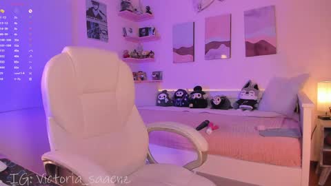 Snapshot of andromeedaa_ chatting on 1, 6, 2026 Victoria Senz online show from 1, 6, 2026