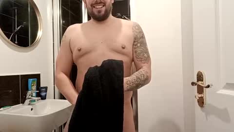 andy248240 online show from 3, 1, 2025