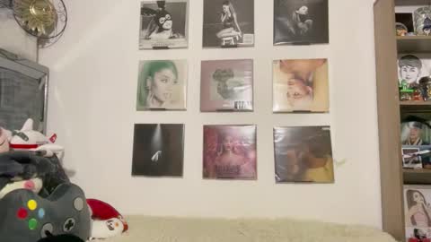 Andy online show from 4, 11, 2025