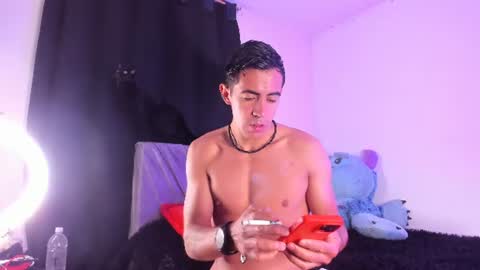 Snapshot of andy_naughty1 chatting on 7, 7, 2026 Andy online show from 7, 7, 2026