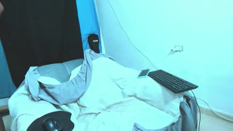 Snapshot of andylemonda chatting on 8, 2, 2026 andylemonda online show from 8, 2, 2026