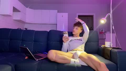 Snapshot of andytwinkkk chatting on 12, 6, 2026 AndyTwinkkk online show from 12, 6, 2026