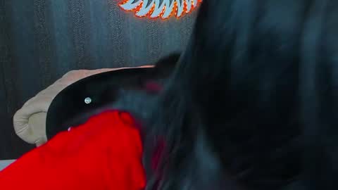 Anne online show from 25, 12, 2024