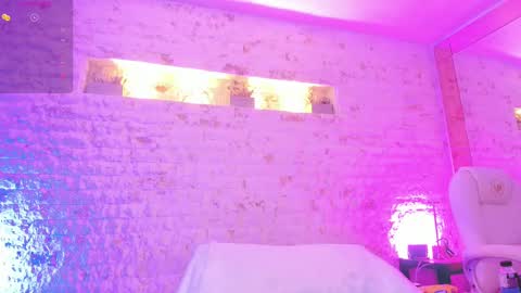 Snapshot of anette_cooper chatting on 21, 2, 2025 anette_cooper online show from 21, 2, 2025