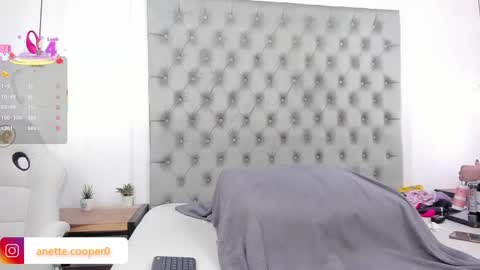 Snapshot of anette_cooper chatting on 27, 9, 2025 anette_cooper online show from 27, 9, 2025