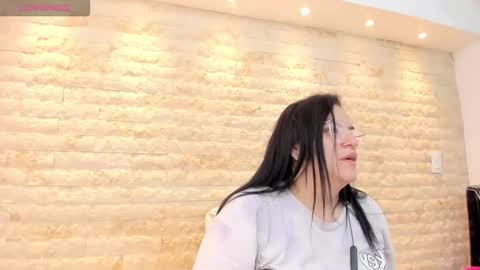 Snapshot of anette_cooper chatting on 2, 12, 2025 anette_cooper online show from 2, 12, 2025