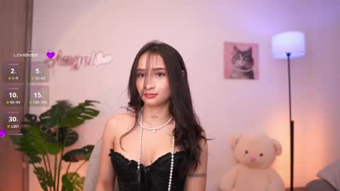 Snapshot of angeeel_ chatting on 31, 10, 2025 Angel online show from 31, 10, 2025
