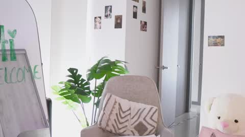 Snapshot of angeeel_ chatting on 25, 3, 2026 Angel online show from 25, 3, 2026