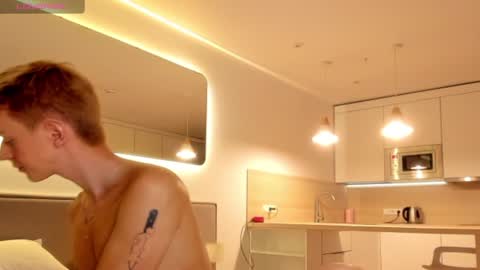 angel_andreww online show from 6, 1, 2025