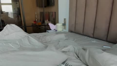 Snapshot of angel_andreww chatting on 19, 6, 2026 angel_andreww online show from 19, 6, 2026