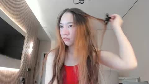 Snapshot of angel_cakee chatting on 29, 6, 2026 Luluu Chu online show from 29, 6, 2026
