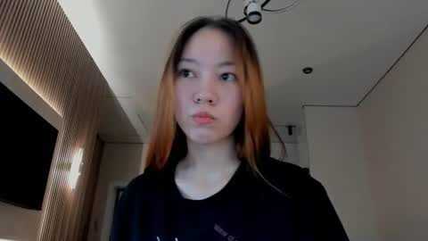 Snapshot of angel_cakee chatting on 16, 7, 2026 Luluu Chu online show from 16, 7, 2026
