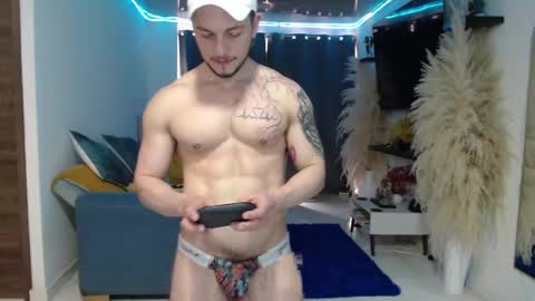 Snapshot of angel_curl chatting on 27, 4, 2026 Angel Curl online show from 27, 4, 2026