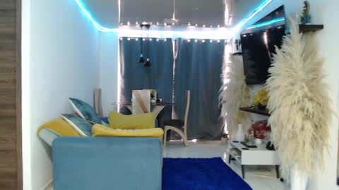 Snapshot of angel_curl chatting on 29, 4, 2026 Angel Curl online show from 29, 4, 2026