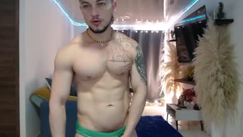 Snapshot of angel_curl chatting on 6, 5, 2026 Angel Curl online show from 6, 5, 2026