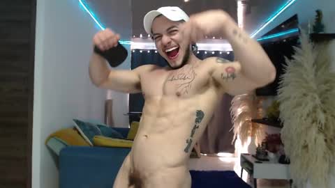Snapshot of angel_curl chatting on 29, 5, 2026 Angel Curl online show from 29, 5, 2026
