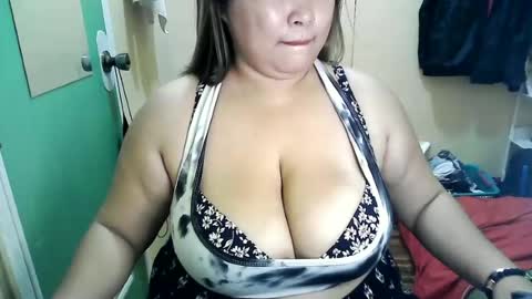 Snapshot of angel_fuckxx6969 chatting on 15, 5, 2026 angel_fuckxx6969 online show from 15, 5, 2026